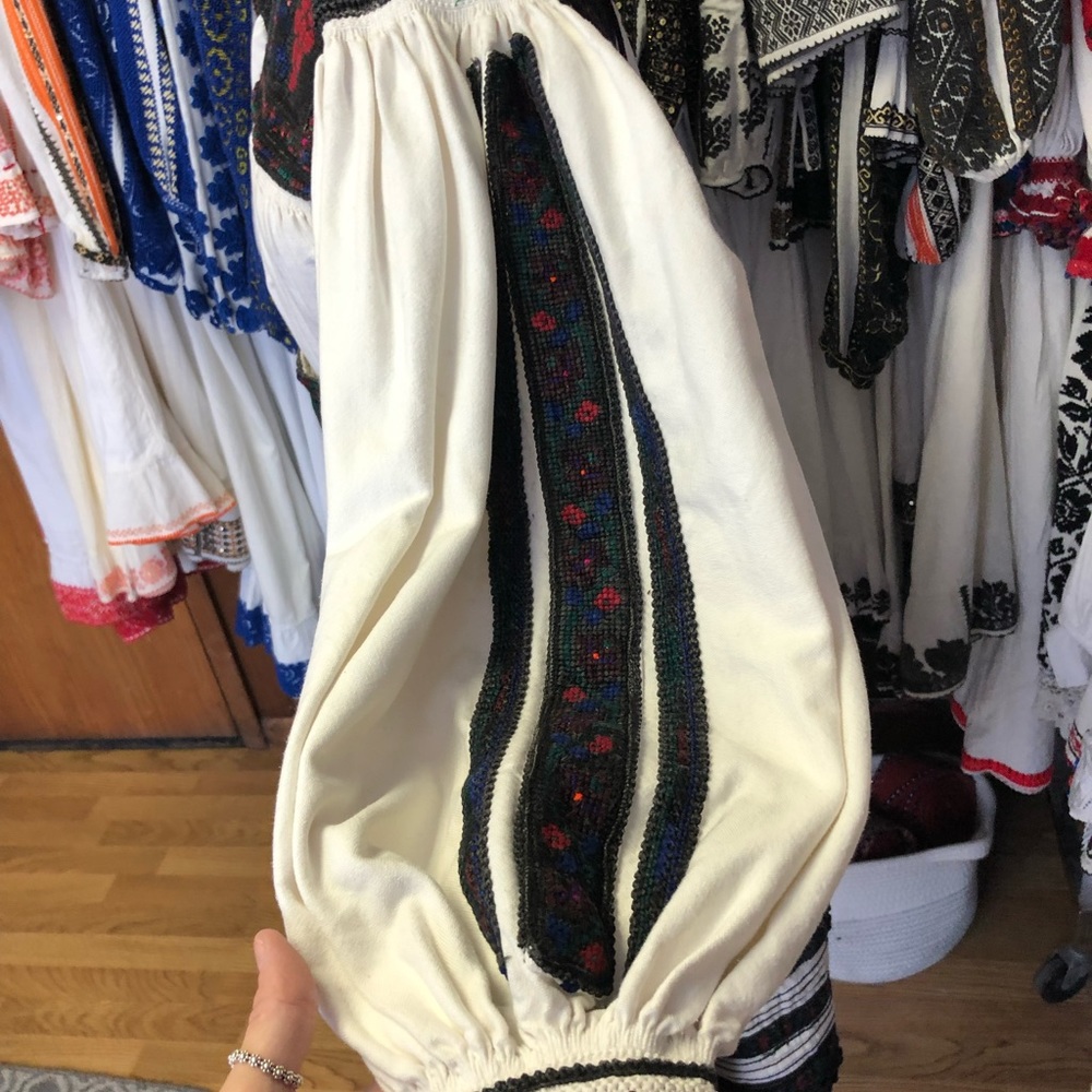 Beautiful antique Maramures costume size S-M  Romanian traditional costume - Picture 7 of 7